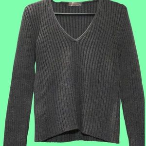 AUTHENTIC PRADA knit sweater